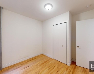 East 91st Street - Photo Thumbnail 8