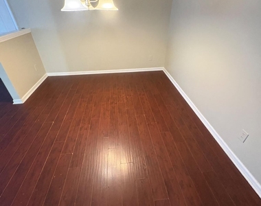 4302 Waldrop Place - Photo Thumbnail 7
