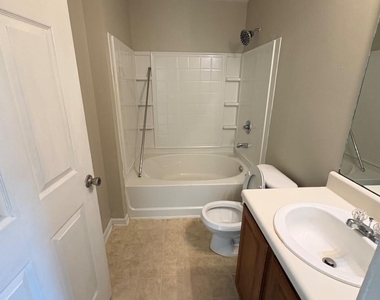 4302 Waldrop Place - Photo Thumbnail 14