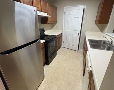 4302 Waldrop Place - Photo Thumbnail 3