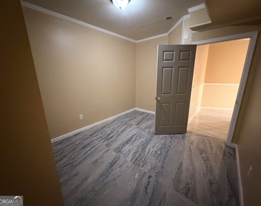 107 Paxton Lane - Photo Thumbnail 2