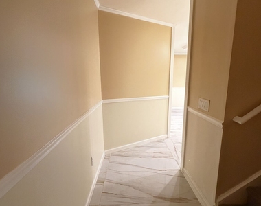 107 Paxton Lane - Photo Thumbnail 1