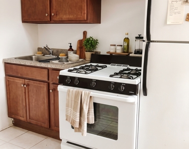 801 Ocean Avenue - Photo Thumbnail 2