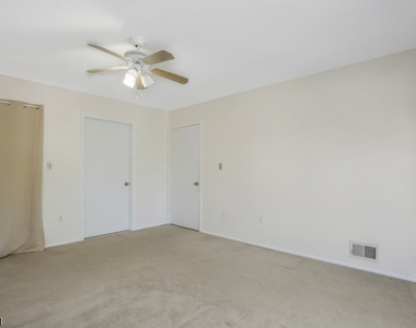 57 Caitlin Ct - Photo Thumbnail 13