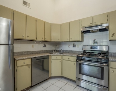 57 Caitlin Ct - Photo Thumbnail 8