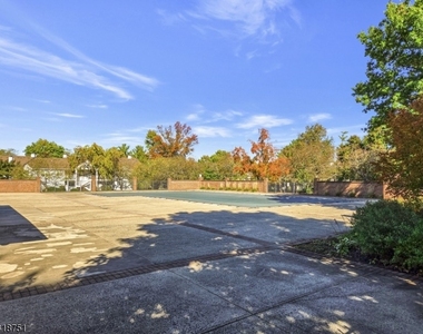 57 Caitlin Ct - Photo Thumbnail 24