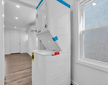 507 1st Avenue - Photo Thumbnail 8