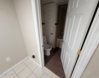 30 Cornell Street - Photo Thumbnail 11
