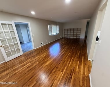 30 Cornell Street - Photo Thumbnail 23
