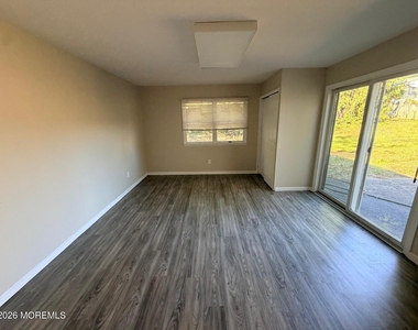 30 Cornell Street - Photo Thumbnail 24