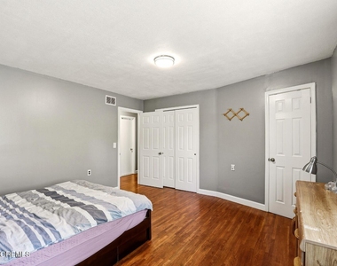 1 Zimm Lane - Photo Thumbnail 23
