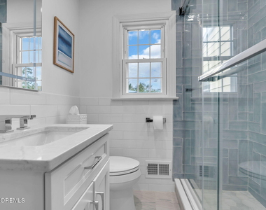 312 Salem Avenue - Photo Thumbnail 8