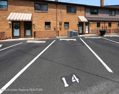 321 Spring Street - Photo Thumbnail 22