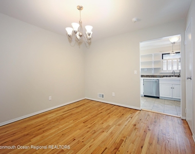 321 Spring Street - Photo Thumbnail 31