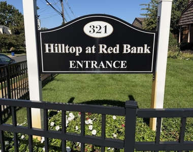 321 Spring Street - Photo Thumbnail 39