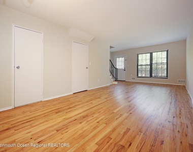 321 Spring Street - Photo Thumbnail 27