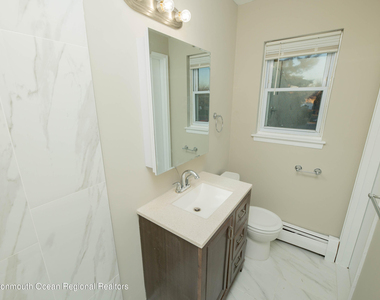 110 Stonehurst Boulevard - Photo Thumbnail 25