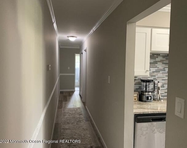 110 Stonehurst Boulevard - Photo Thumbnail 36