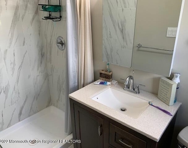 110 Stonehurst Boulevard - Photo Thumbnail 35