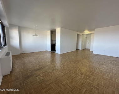 10 Ocean Boulevard - Photo Thumbnail 6