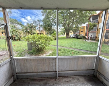 4364 Nw 9th Avenue - Photo Thumbnail 24