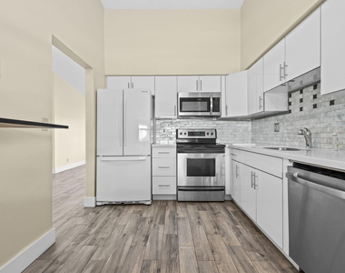 2977 Nw 92nd Avenue - Photo Thumbnail 1