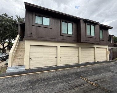 5260 Bosque Lane - Photo Thumbnail 2