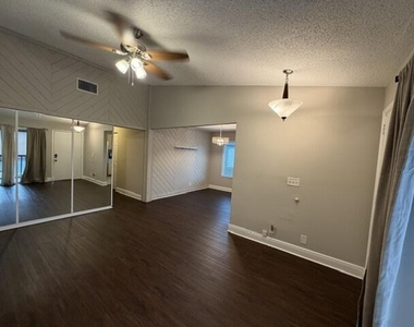 5260 Bosque Lane - Photo Thumbnail 25