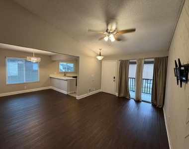 5260 Bosque Lane - Photo Thumbnail 32