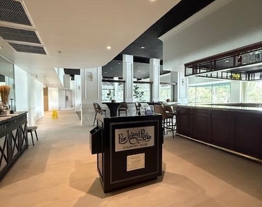 9440 Live Oak Place - Photo Thumbnail 12