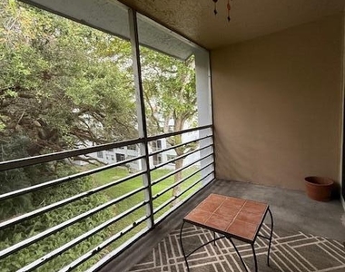 9440 Live Oak Place - Photo Thumbnail 9