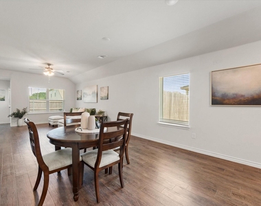 10625 Bleat Street - Photo Thumbnail 13