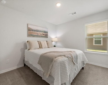 10625 Bleat Street - Photo Thumbnail 22