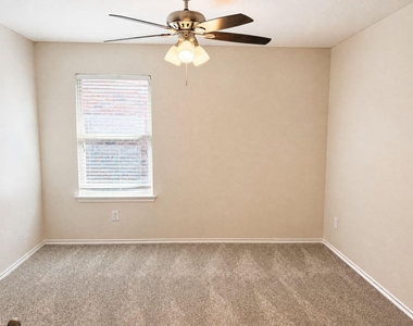 2303 Pontotoc Drive - Photo Thumbnail 20