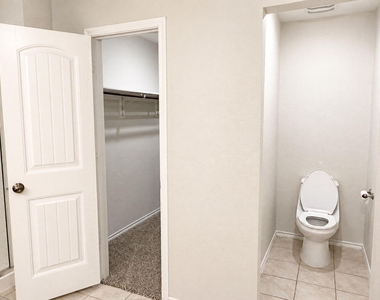 2303 Pontotoc Drive - Photo Thumbnail 32