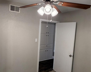 725 Willow Street - Photo Thumbnail 10