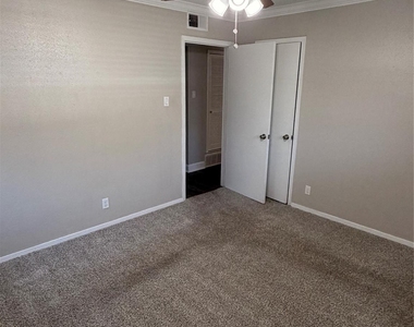 725 Willow Street - Photo Thumbnail 16