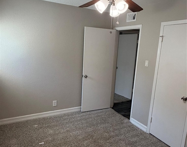 725 Willow Street - Photo Thumbnail 12