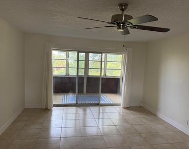 729 Lori Drive - Photo Thumbnail 19