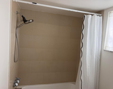 729 Lori Drive - Photo Thumbnail 15