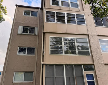 729 Lori Drive - Photo Thumbnail 23
