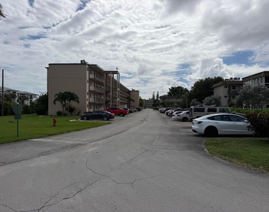 729 Lori Drive - Photo Thumbnail 1