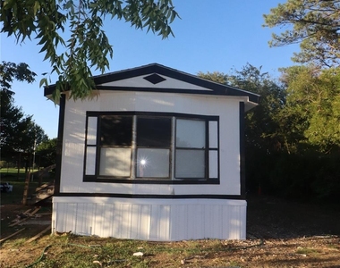 262 County Road 4852 - Photo Thumbnail 3