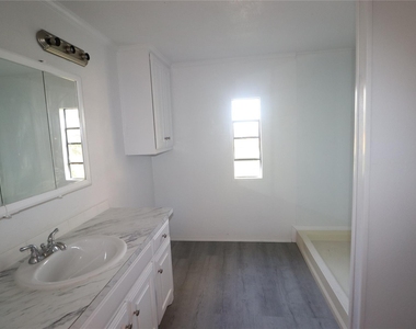 262 County Road 4852 - Photo Thumbnail 20