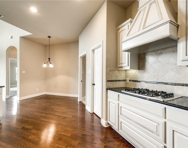 423 Florence Drive - Photo Thumbnail 18