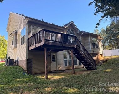 3400 Pasture View Court - Photo Thumbnail 21