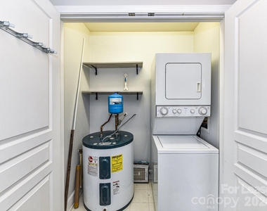 1315 East Boulevard - Photo Thumbnail 20