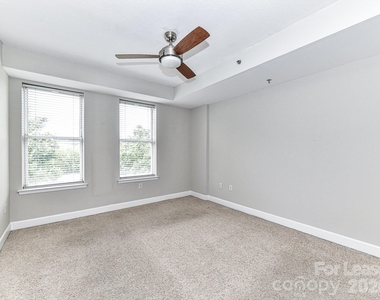 1315 East Boulevard - Photo Thumbnail 12