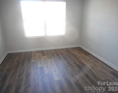14115 Castle Nook Drive - Photo Thumbnail 16