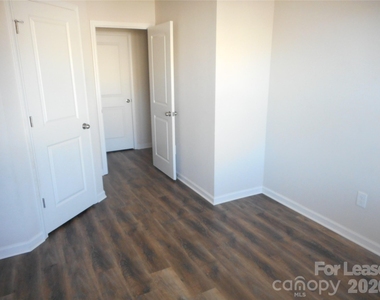 14115 Castle Nook Drive - Photo Thumbnail 17